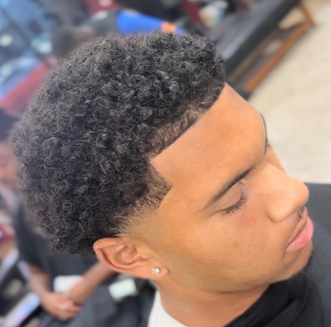 Cut'n It Close — Curly Top Taper