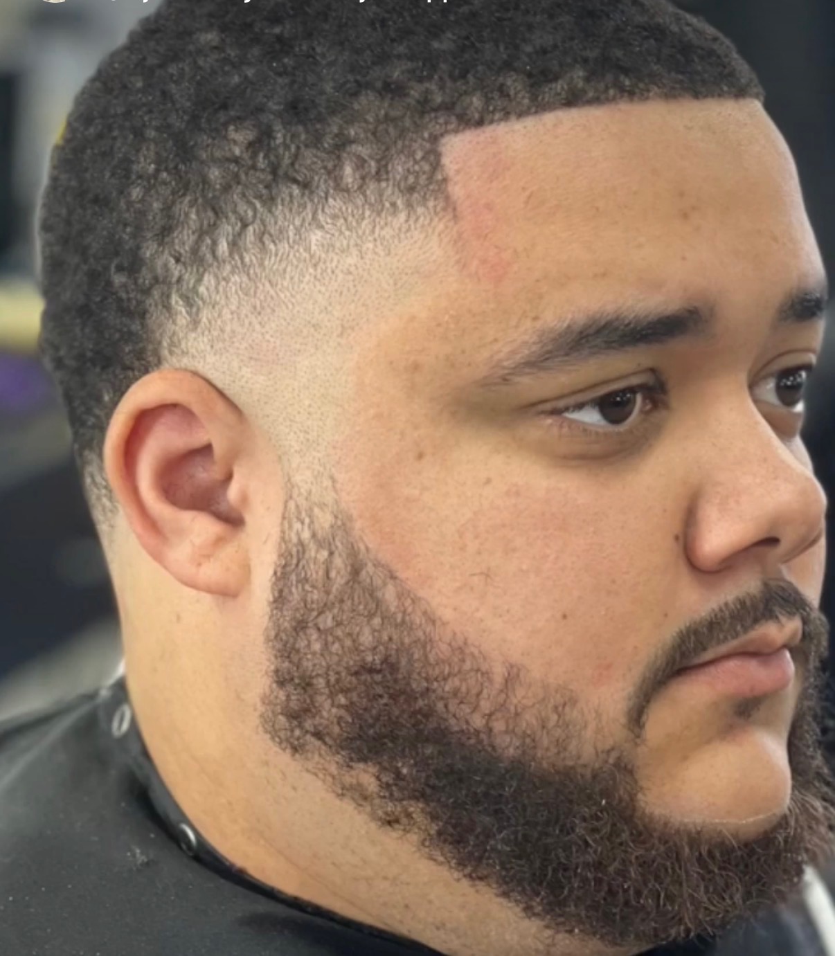 Cut'n It Close — Shape-Up + Beard Contour
